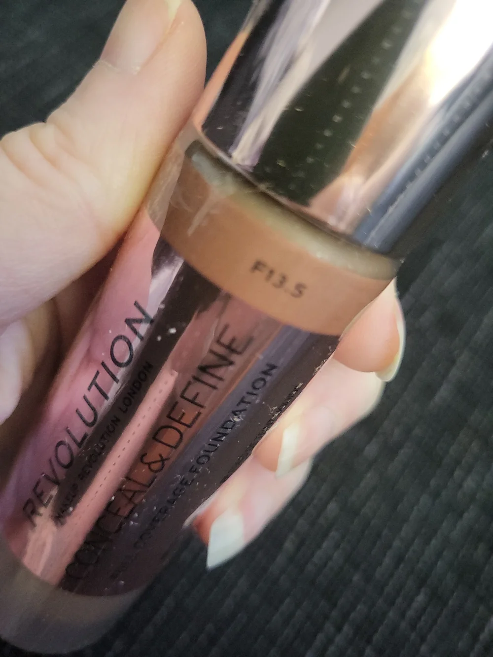 Revolution Conceal & Define Foundation F13.5